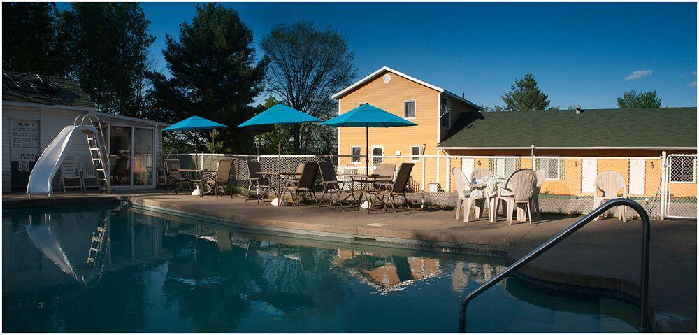 Motel De La Montagne Orford ภายนอก รูปภาพ