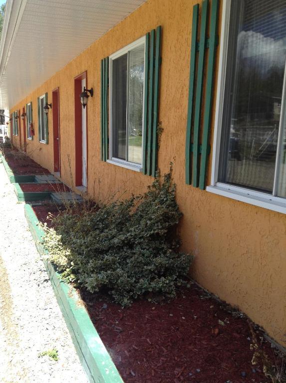 Motel De La Montagne Orford ภายนอก รูปภาพ